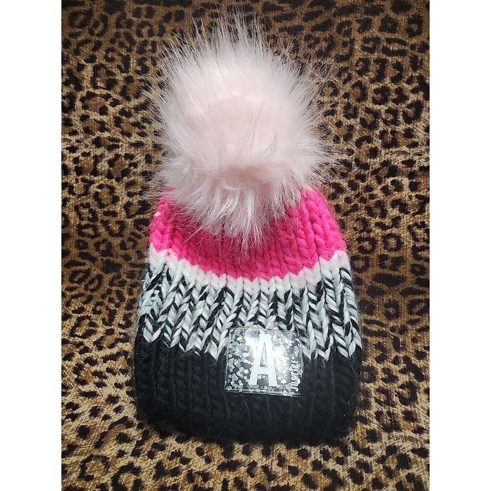 Girls JUSTICE Pink Hat Beanie Pom Pom,â One Size